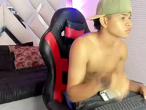 nova_mitchell7 webcam