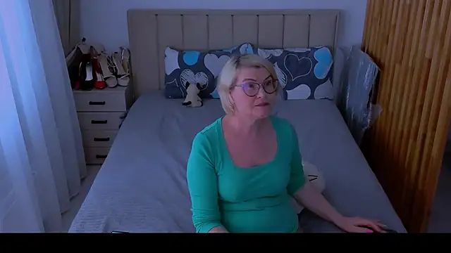 sabrinamacmarren webcam