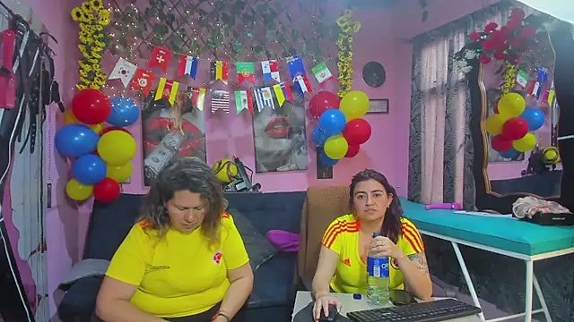lesbiancuple webcam