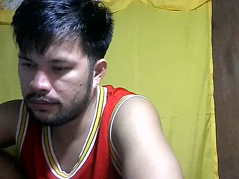 HairyHottestpinoyHandsome webcam