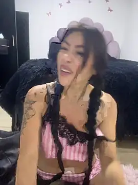DAKOTA_SAKURA webcam