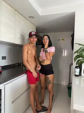 Wild_lovers_ webcam