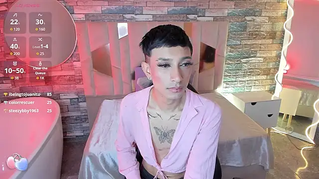 CYRUS_TAY