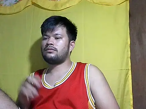 HairyHottestpinoyHandsome webcam