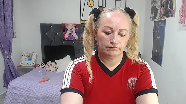 emperabigbootybigass webcam