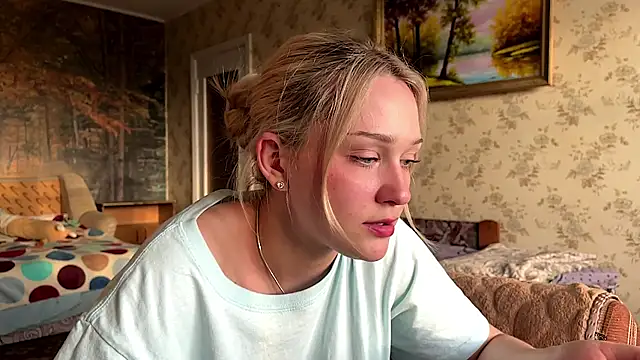 AlisiaStreitmatter webcam