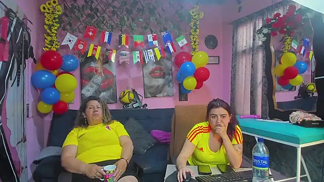lesbiancuple webcam