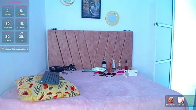 issa__love webcam