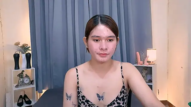 Mimi_Mckinley webcam