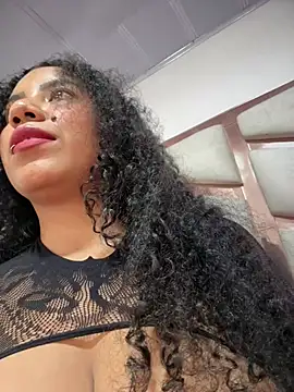 serena_willow Live Webcam on Stripchat