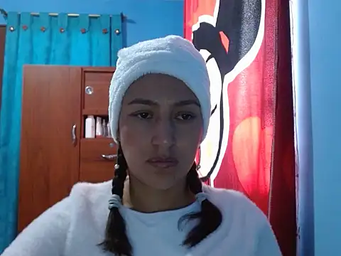 SarahFriendly webcam
