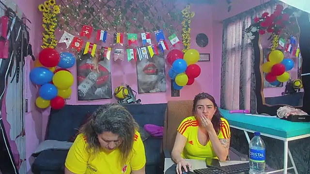 lesbiancuple webcam