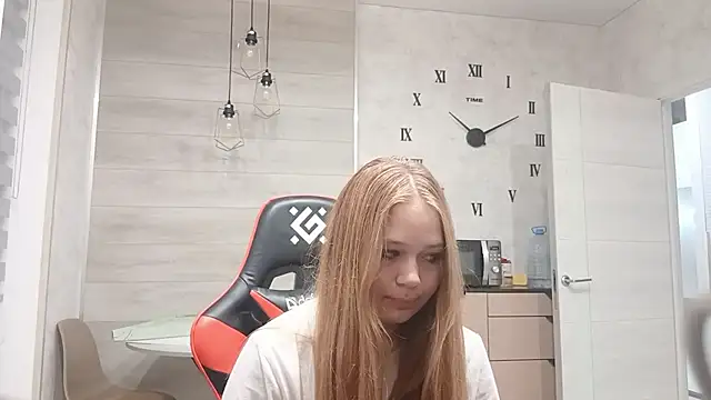 KarinaBestie