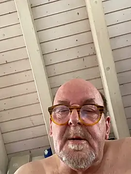 wankcellar (M grandpa) - spend a Tip/Tk  if you like the show...!