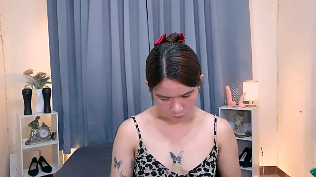 Mimi_Mckinley webcam