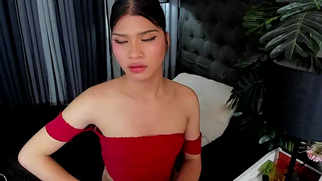 delightfulasianhugecock webcam