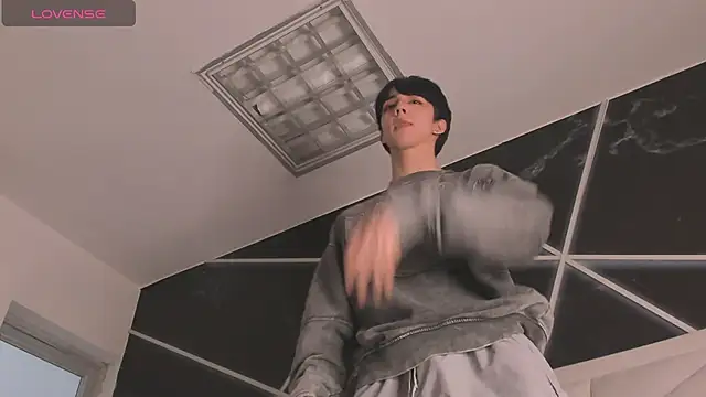 Quma86 - Male webcam sex chat