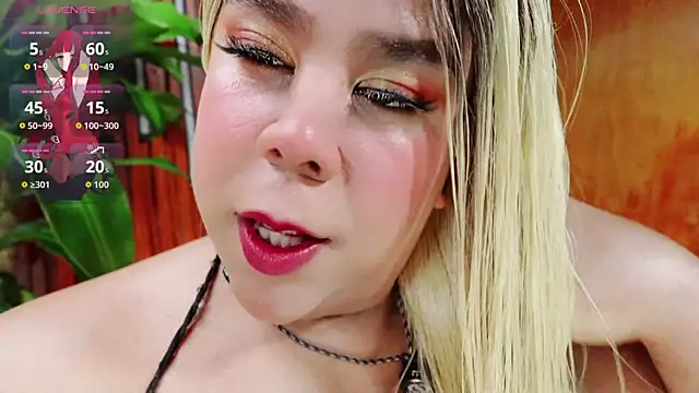 cristall_hott (Ask my age) - Open wide & let me fuck it 👅💦