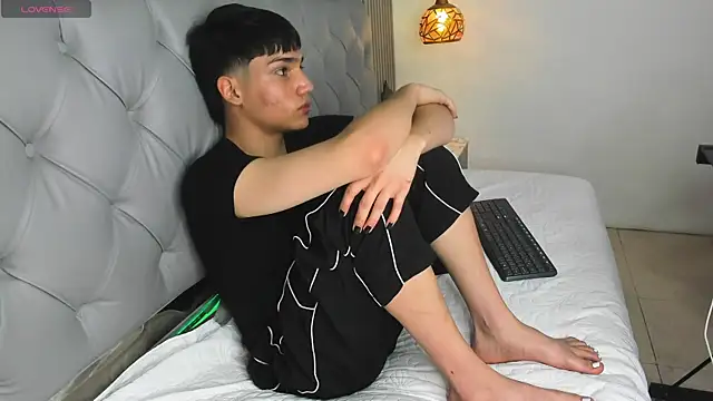 samblack_ (M twink) - GOAL TODAY