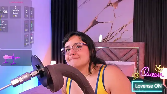 lalalemoonds (F young) - Gag on my dildo x1 min 😈