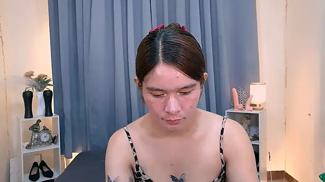 Mimi_Mckinley webcam