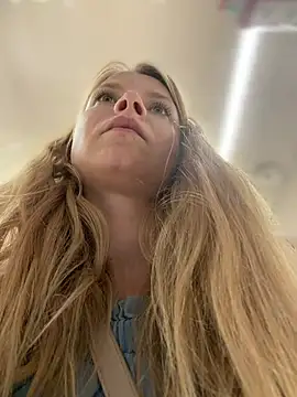 AnastasiaAniess live sex cam