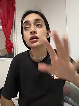 leilani_X webcam