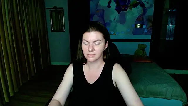 LunaKissesx live cam on StripChat