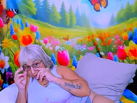 indianroxy webcam