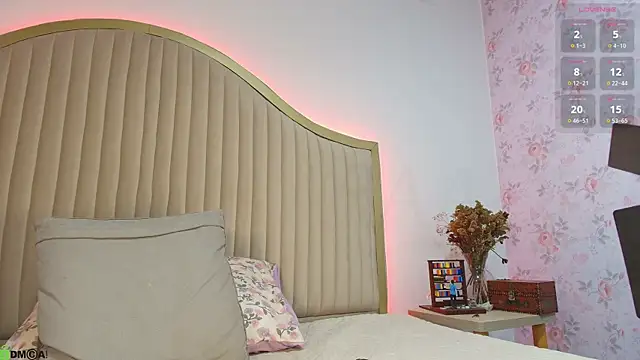 dalilasaadi_ (F young) - dildo pussy
