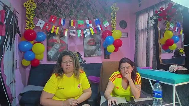 lesbiancuple (G young) - ⚽Boob bounce 🥵