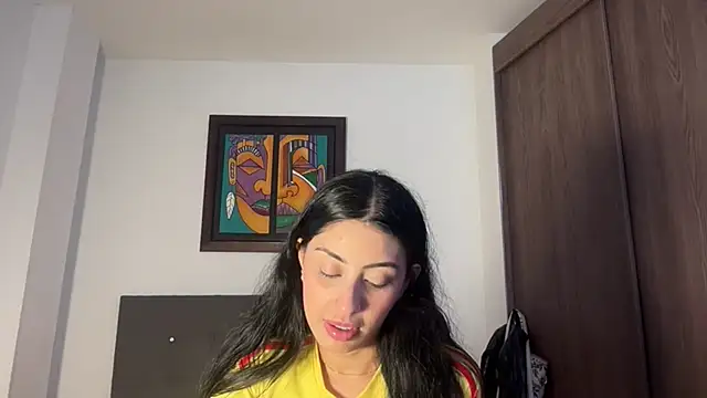 AbrilSantosxo live cam on StripChat