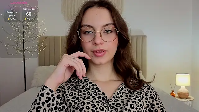 Real_cutie1 webcam