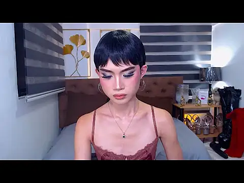 JuicyCockThea webcam