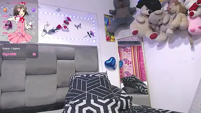 Sharloth_milf webcam