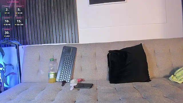 Tiffany_yu webcam