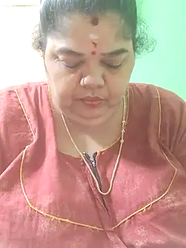tamilthanushri webcam