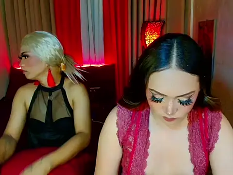 Phenomenal_Shemale webcam