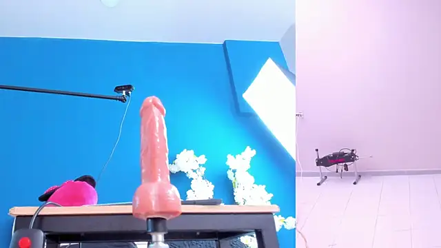 letty_straus - Letty_straus's free webcam - UK Sex Cams