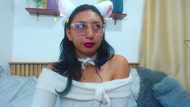 Violet_2003 webcam