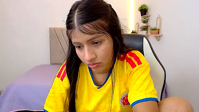 zara_cute webcam