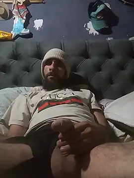hairy_mannn webcam