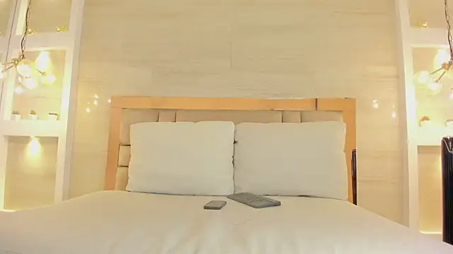 chloe_murray webcam
