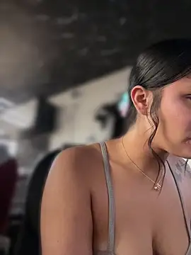 Isabella-Teen webcam