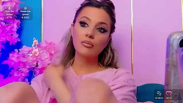 AriannaSins webcam