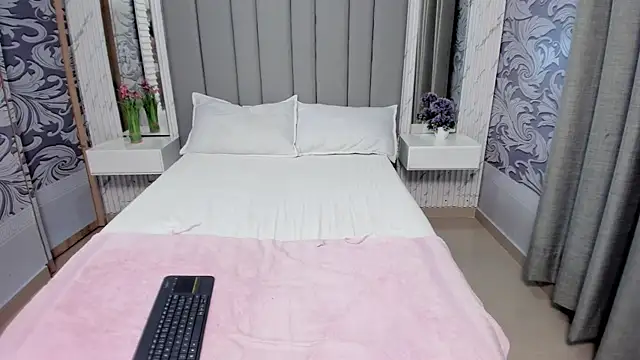 doll_skinny18 webcam