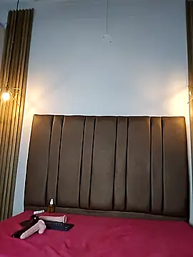 jade_roush webcam