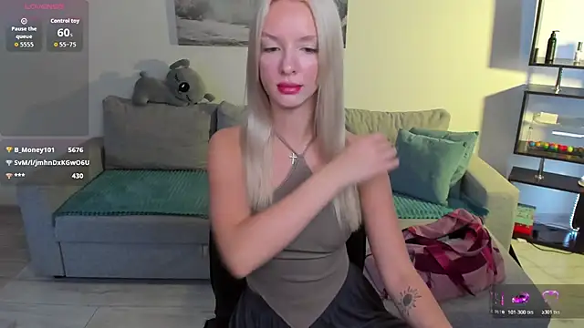 AleksaBlonde webcam