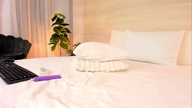 EllaWhiteX preview