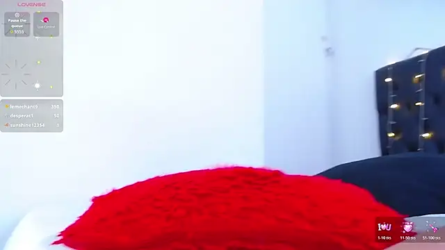 Danaa_moore_ webcam